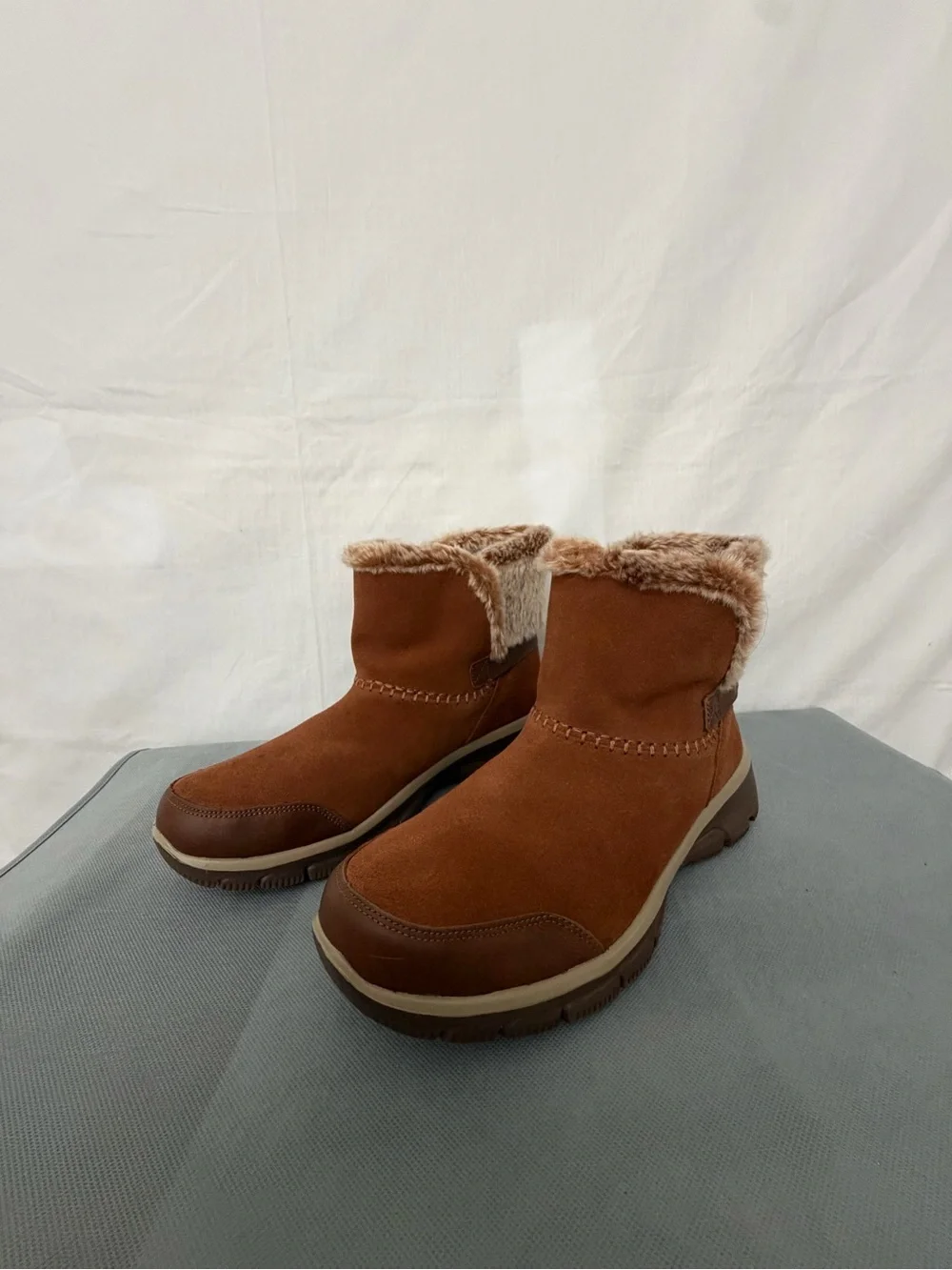 Skechers Easy Going Quantum Brown Women’s Boots Size 10 (B242)